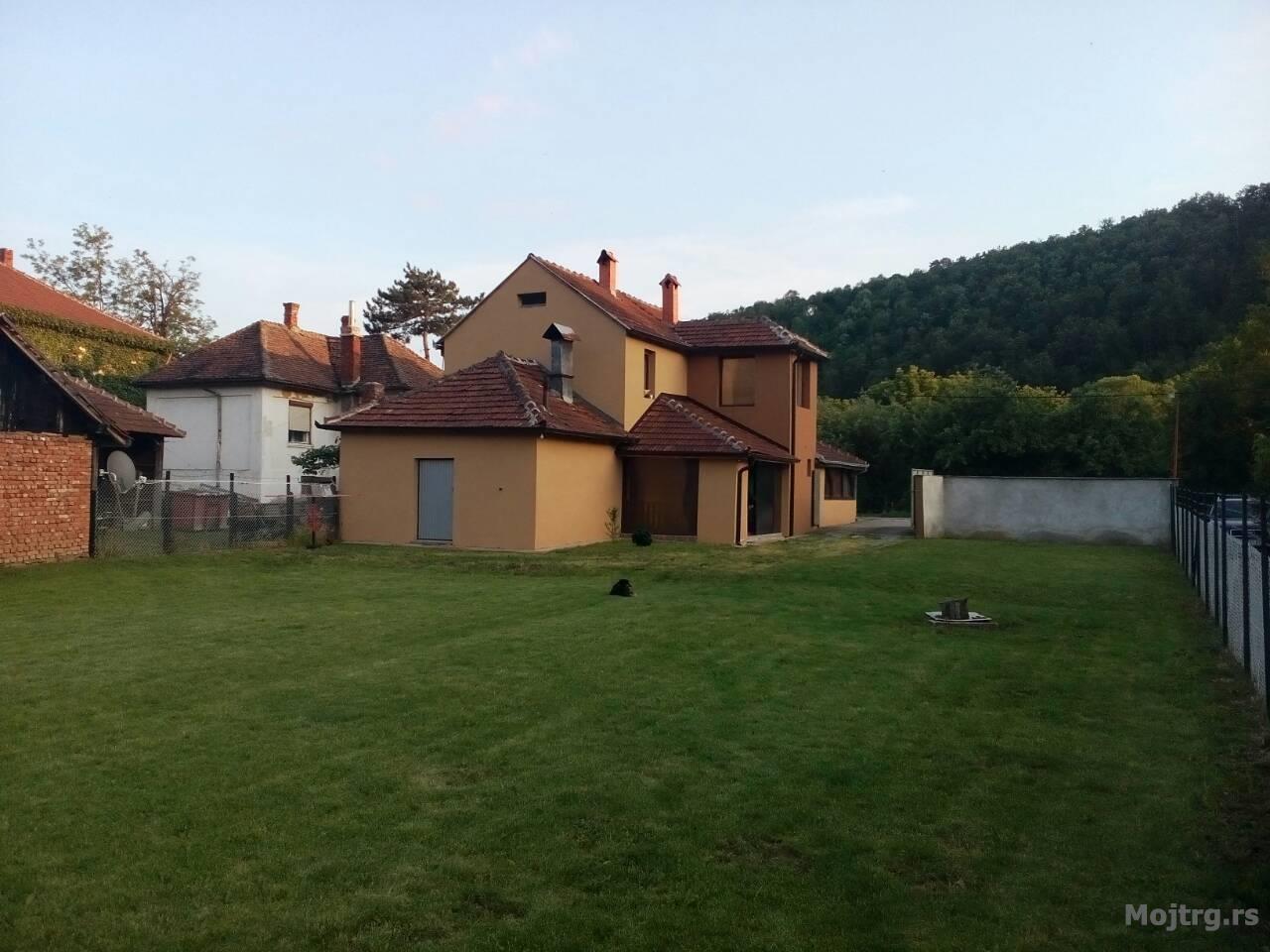 Kuca Vraćevšnica Gornji Milanovac | Kragujevac